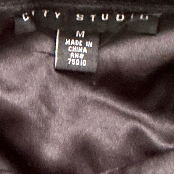 One strap dress perfect for prom wedding or a night out - Picture 2 of 2